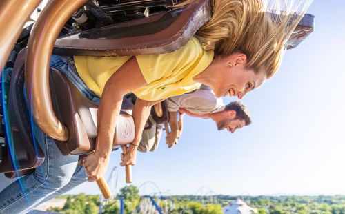 Die Katapultachterbahn blue fire Megacoaster im Isländischen Themenberich des Europa-Park.